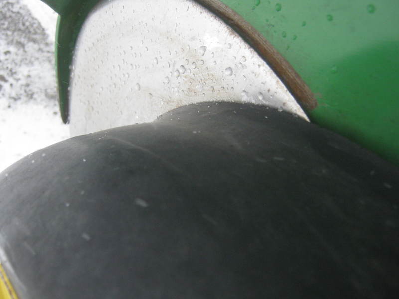 Planting Equipment  John Deere 7200 Planter Photo